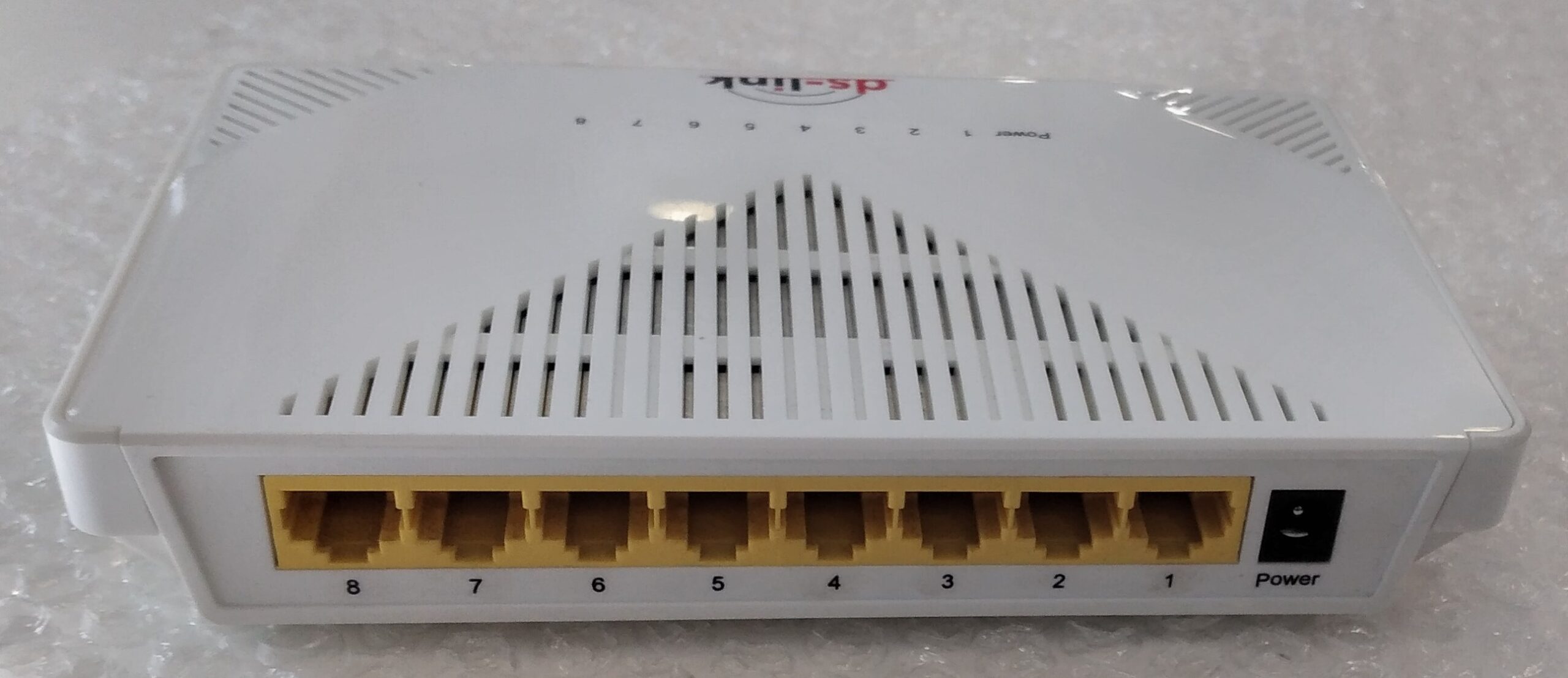DS-Link 8GE switch - Image 4