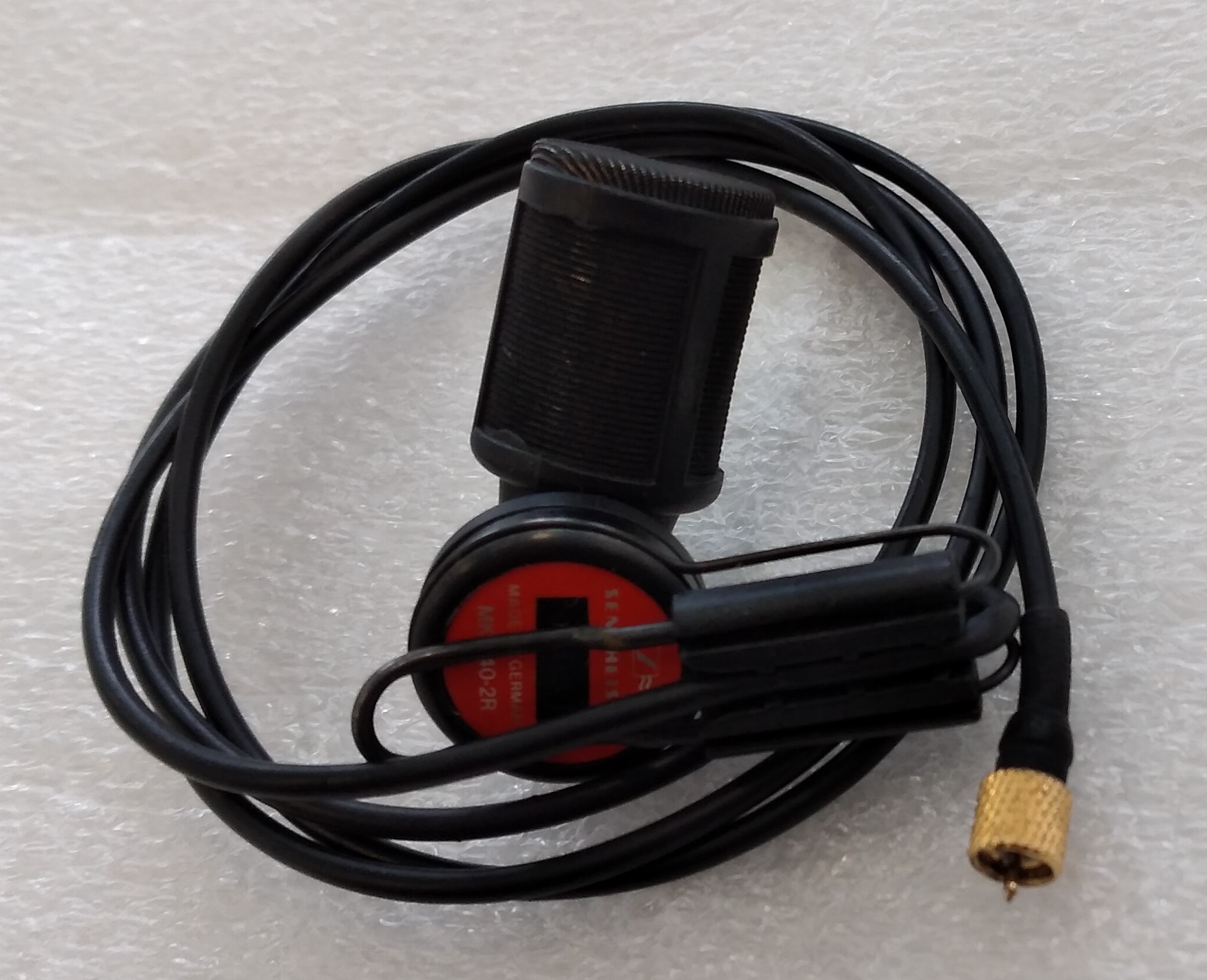 Sennheiser MKE 40-2R csíptetős mikrofon