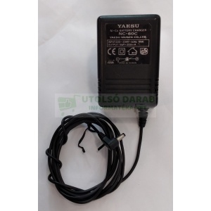 YAESU NC-60C 15V tápegység