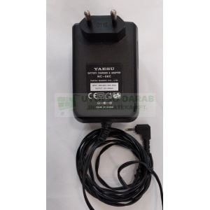 YAESU NC-66C  6V tápegység
