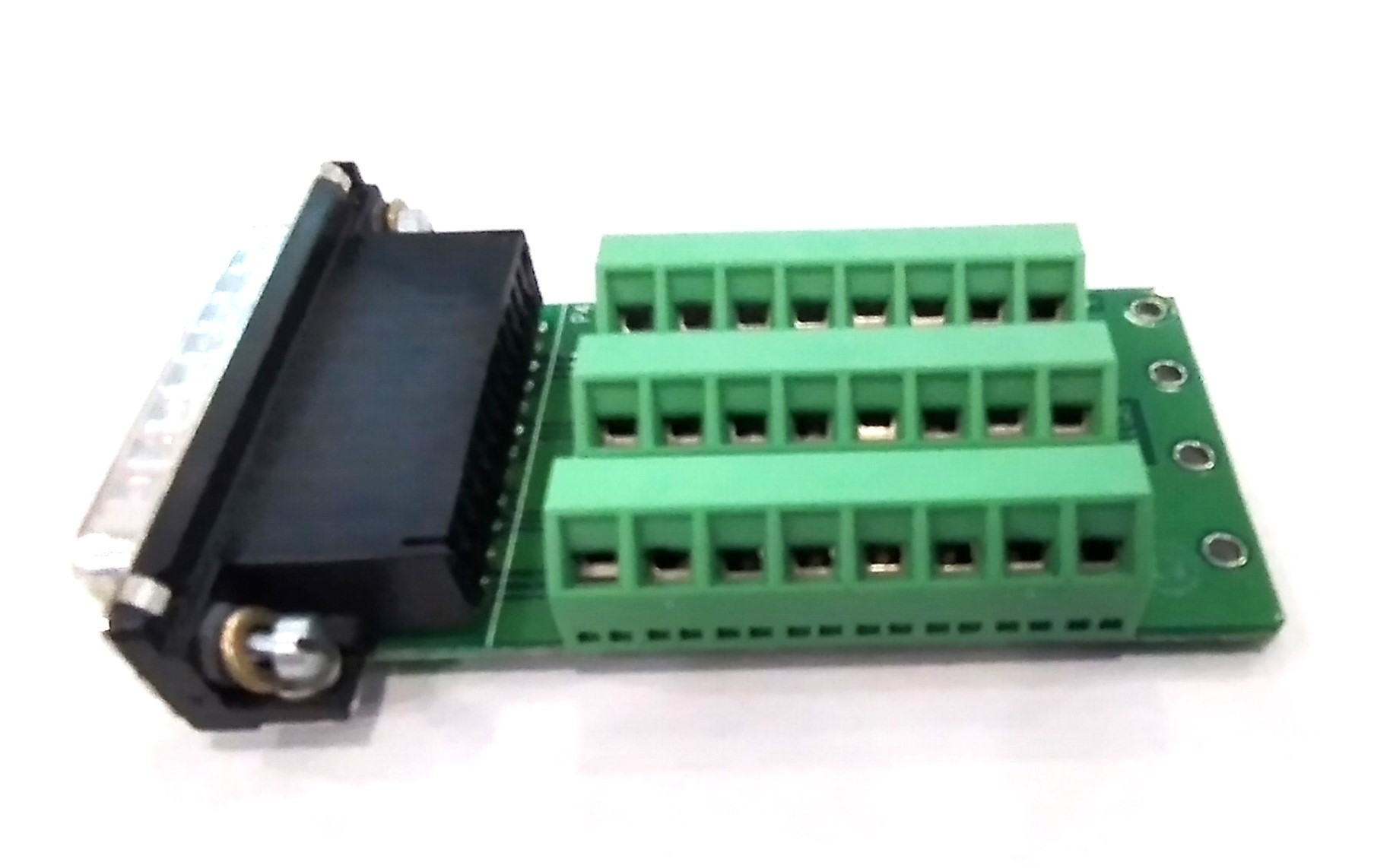 D-SUB Csatlakozóadapter