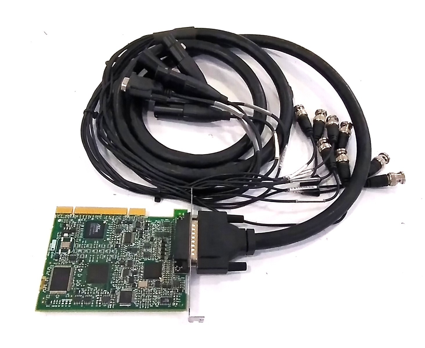 Blackmagic Design DeckLink HD Extreme 3 Breakout csoportkábel
