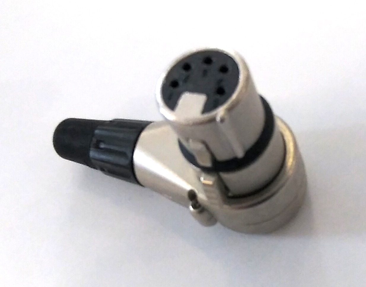 Neutrik XLR Pipa 5 pines (anya) csatlakozó