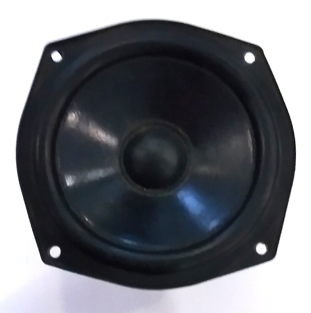 Általános HiFi Hangszóró