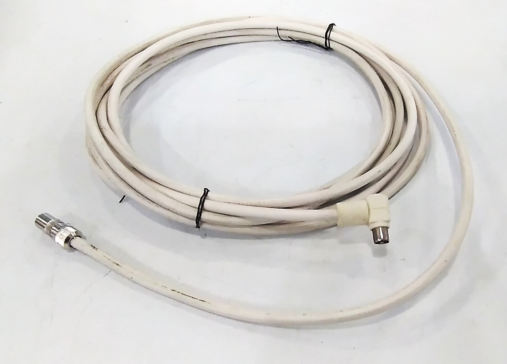 Koaxiális TV antenna kábel
