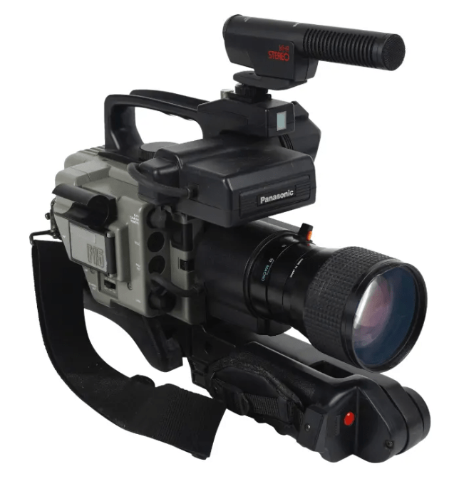 Panasonic WV-F15 kamera + tartozékok (Mikrofon nélkül!)