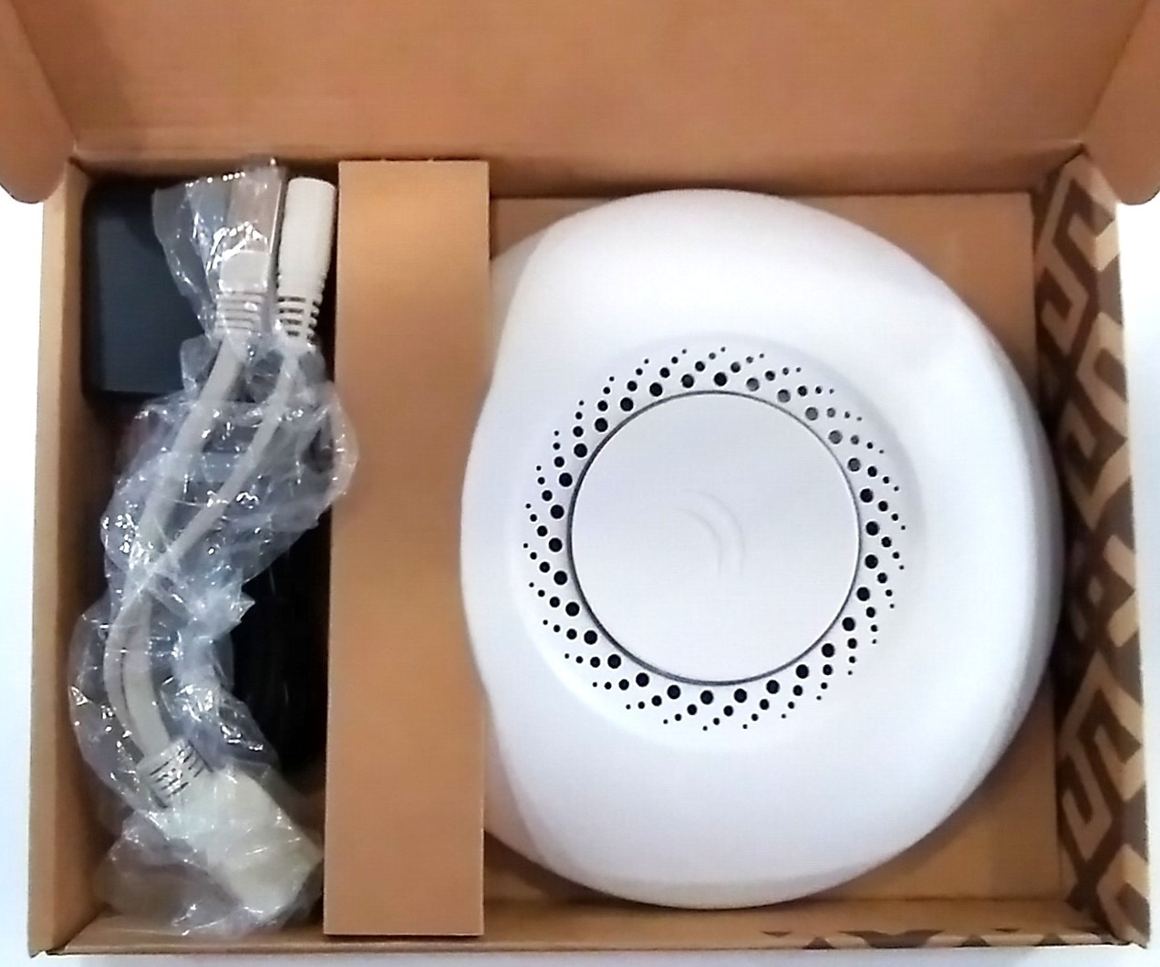 MIKROTIK RBcAP-2nD cAP Access Point - Image 6
