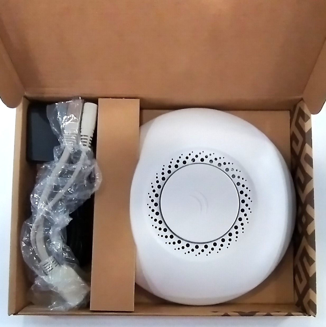 MIKROTIK RBcAP-2nD cAP Access Point - Image 5